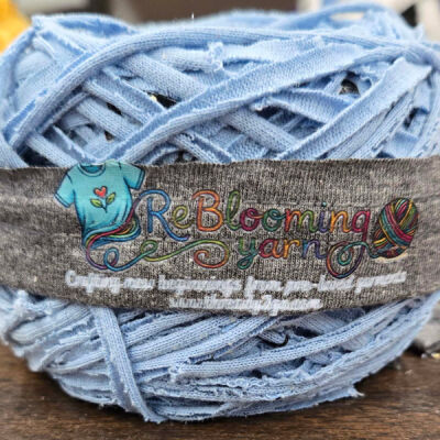Blue Light Cotton Yarn Thumbnail